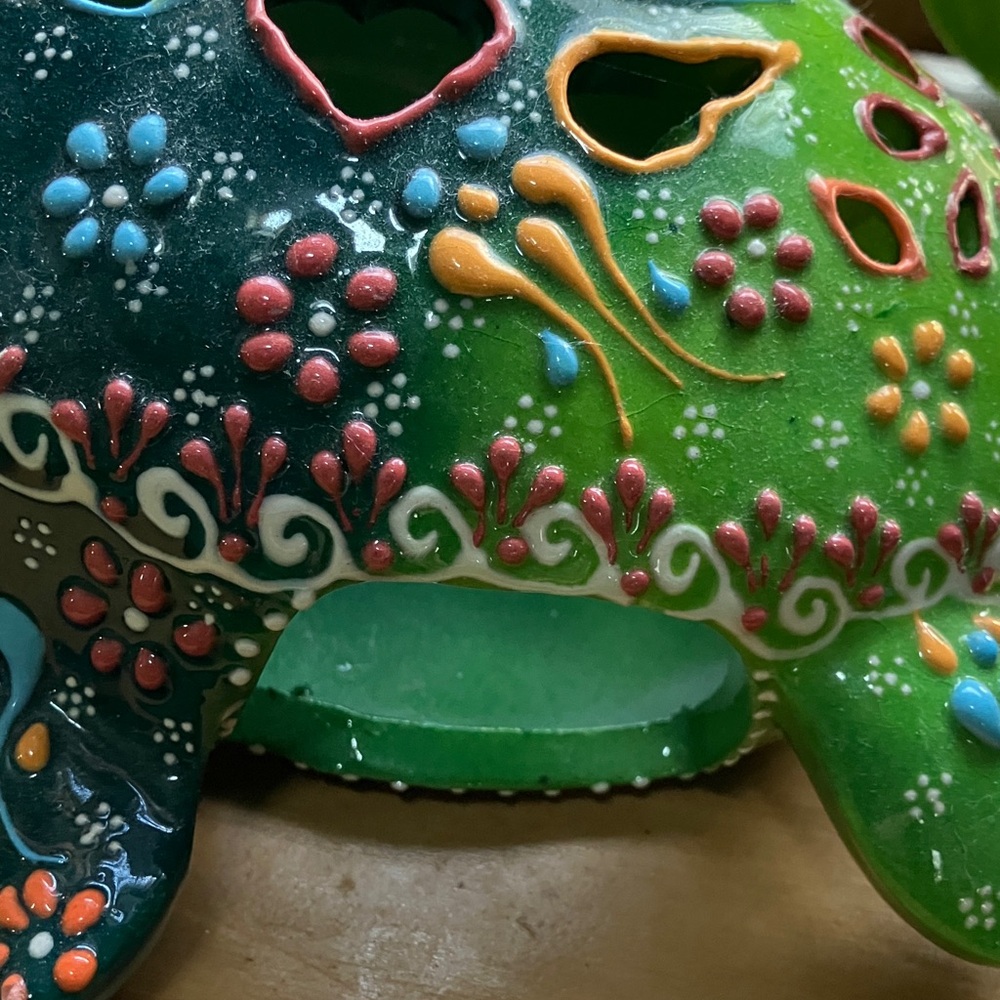 Colorful Ceramic Turtle candle holder - Picture 4 of 9